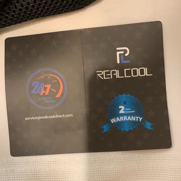 Real oil Soft Cooler bag holds 35+ cans.  Great for beach, hunting or lake day - Picture 14 of 14